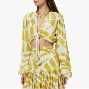 Mustard House of Harlow set